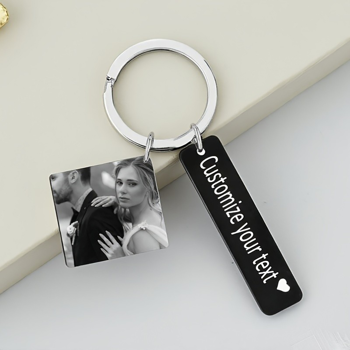 Personalisierter Schlüsselanhä – Initial Ring Custom Bewertung und Preis